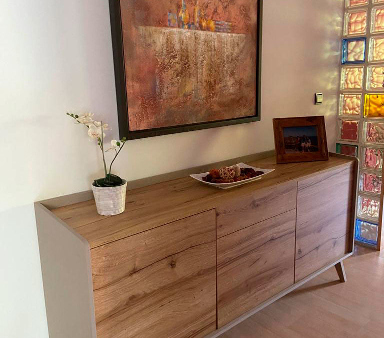 Aparador en vivienda de Urdanibia